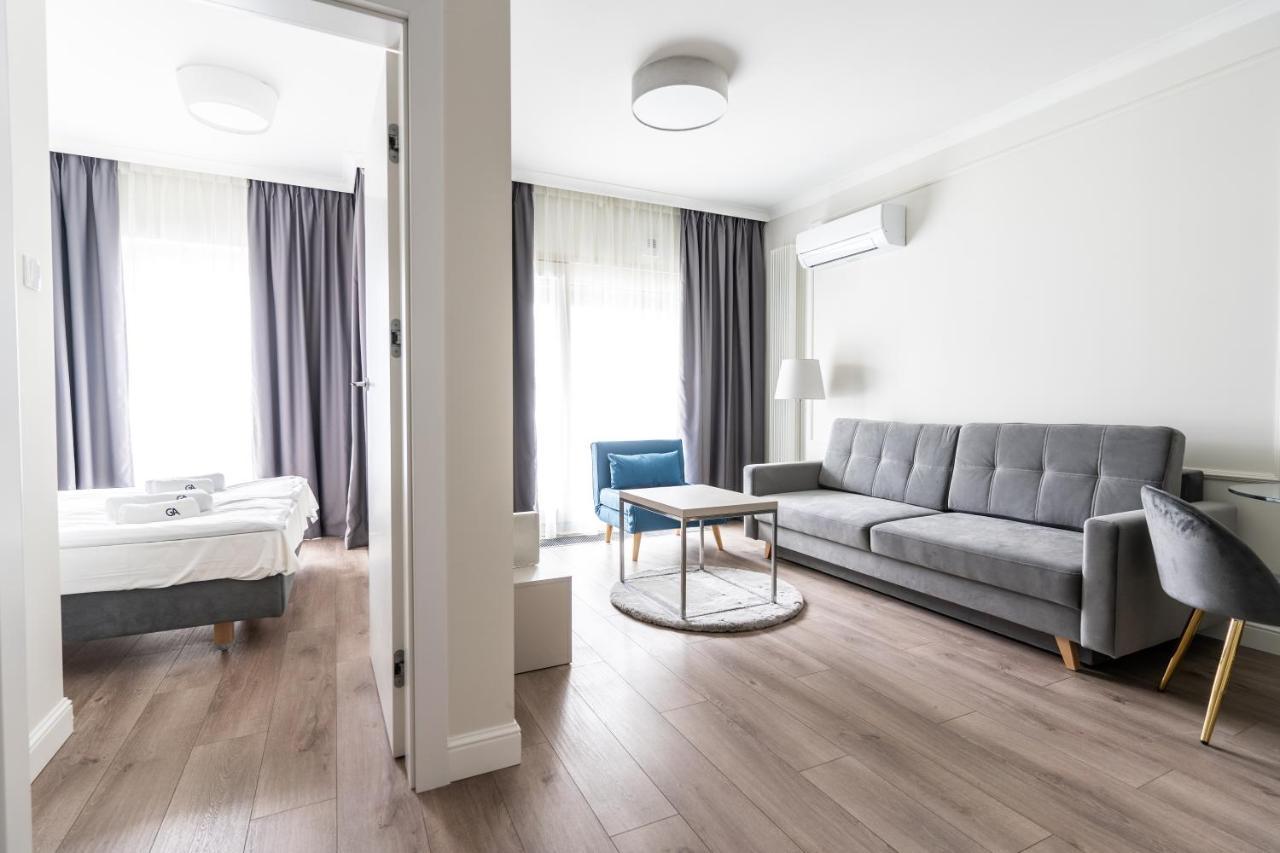 وارسو Apartament Mennica Residence - Chic Apartments المظهر الخارجي الصورة